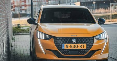 Peugeot 208 2023: O que Esperar e por que Vale a Pena Comprar